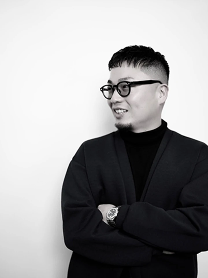 代表取締役 向山貴弥